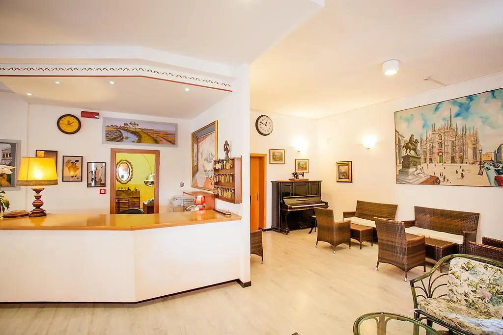 Hotel Canova ليدو دي يسولو